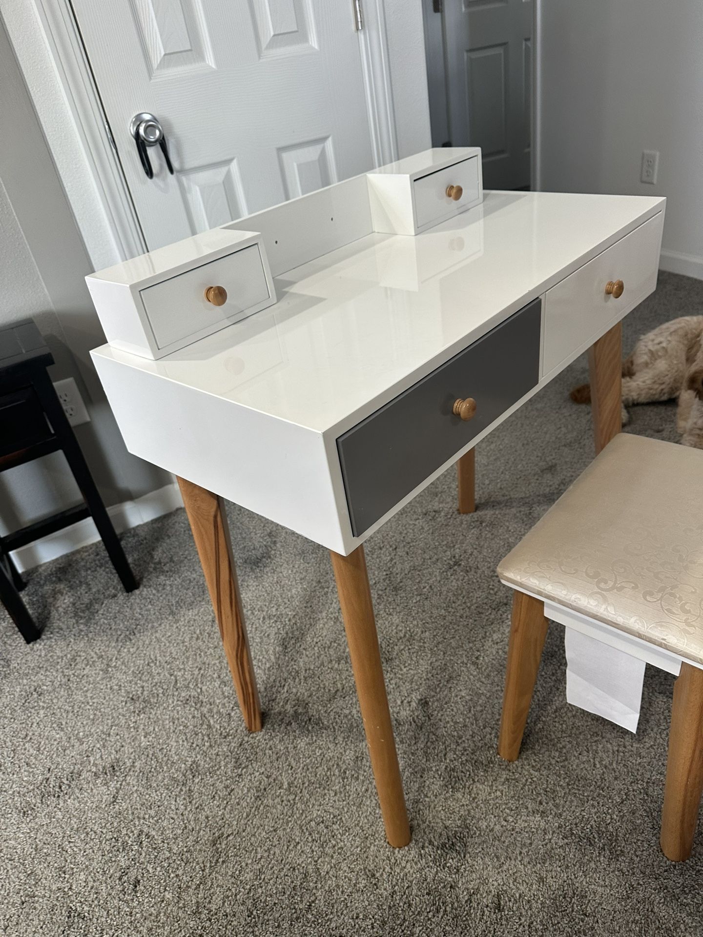 Makeup Vanity Table Set