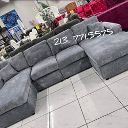 On Sale ‼️U-shaped Sectional Sofa Dark Grey Corduroy