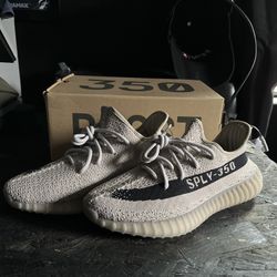 Yeezy 350 v2 Slate Size 8 1/2 Men’s 