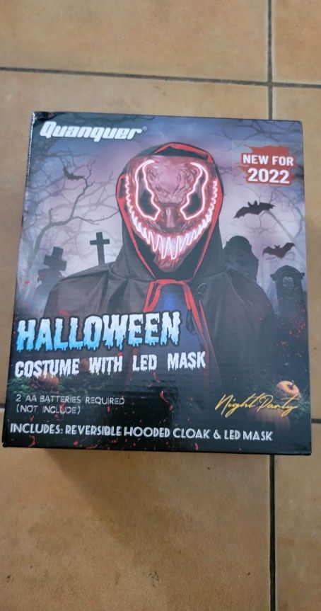 Venobat Halloween LED Light Up Mask with Reversible Black and Red Hooded Cloak