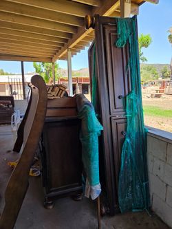 Free Cal King Porter Storage Bed and Dresser