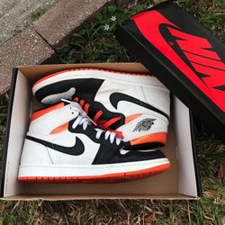 Air Jordan 1 Retro High OG ‘Electro Orange’ - Size 10 - Used