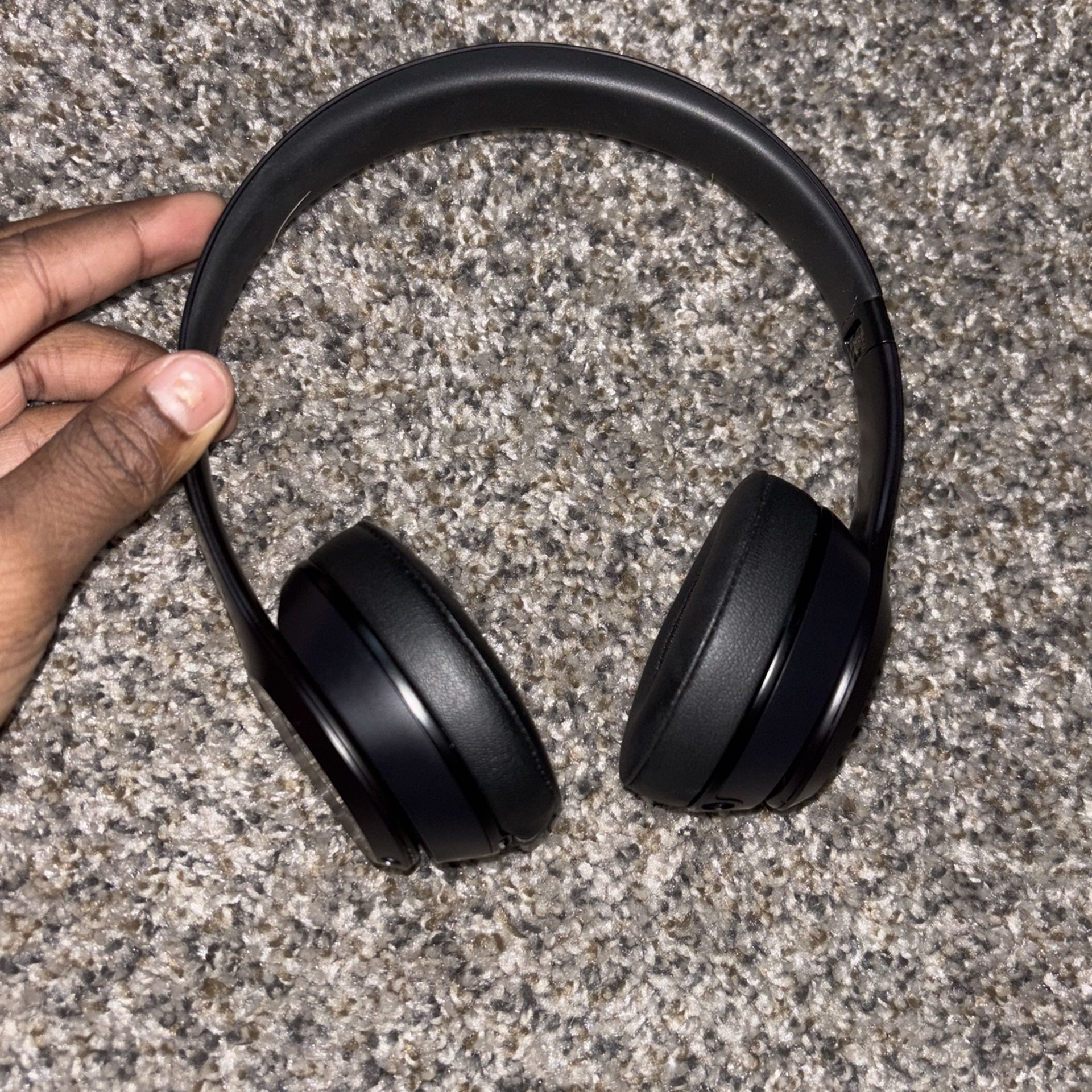 beats solo 3 (black) (NO CASE)