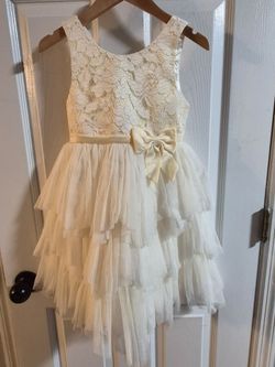 Beautiful dress,  size 7