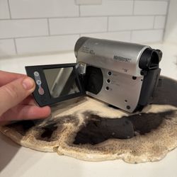 SONY MODEL DCR-HC52 Camera