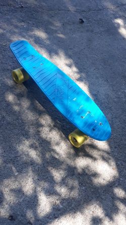 Skateboard blue