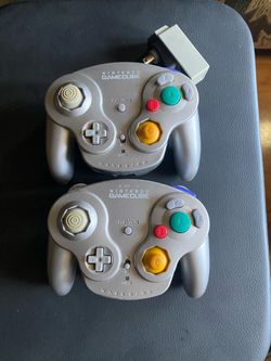Nintendo  Game Cube Controllers