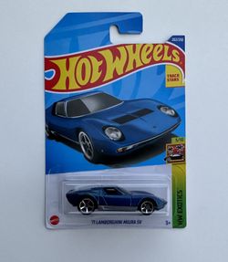 2022 Hot Wheels 71’ Lamborghini Miura SV in Blue