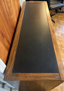 Dresser,Desk, & Hutch (We take offers!)