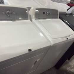 Maytag Bravos Topload Washer Gas Dryer Set