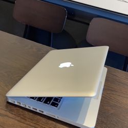 Apple MacBook Pro 13” Intel Dual Core I5 Processor 8Gb DDR3 Ram. 500GB HDD DRIVE STORAGE $140