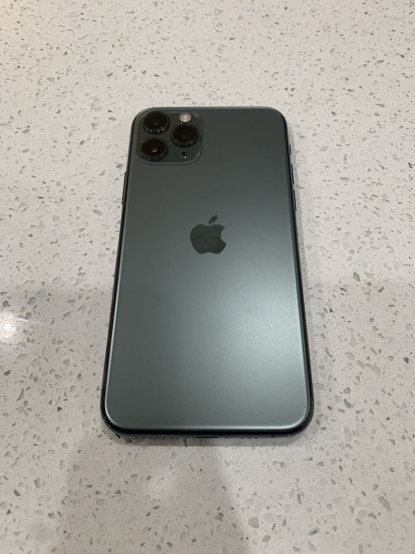 iPhone 11 Pro Green with AppleCare Excellent