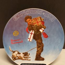 1981 Norman Rockwell Limited Edition Collector’s Plate “Wrapped Up in Christmas” With COA in Original Box