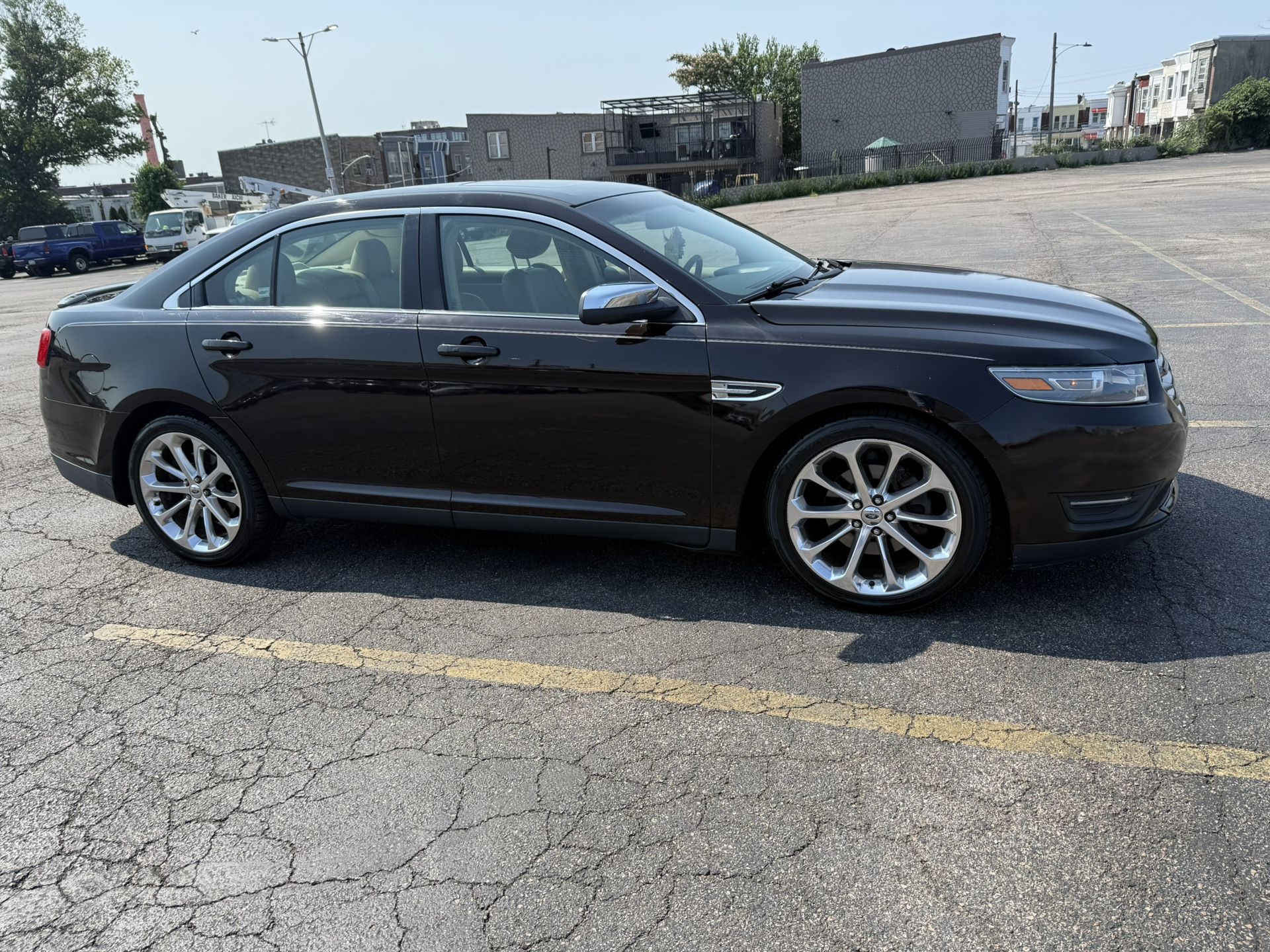 2013 Ford Taurus