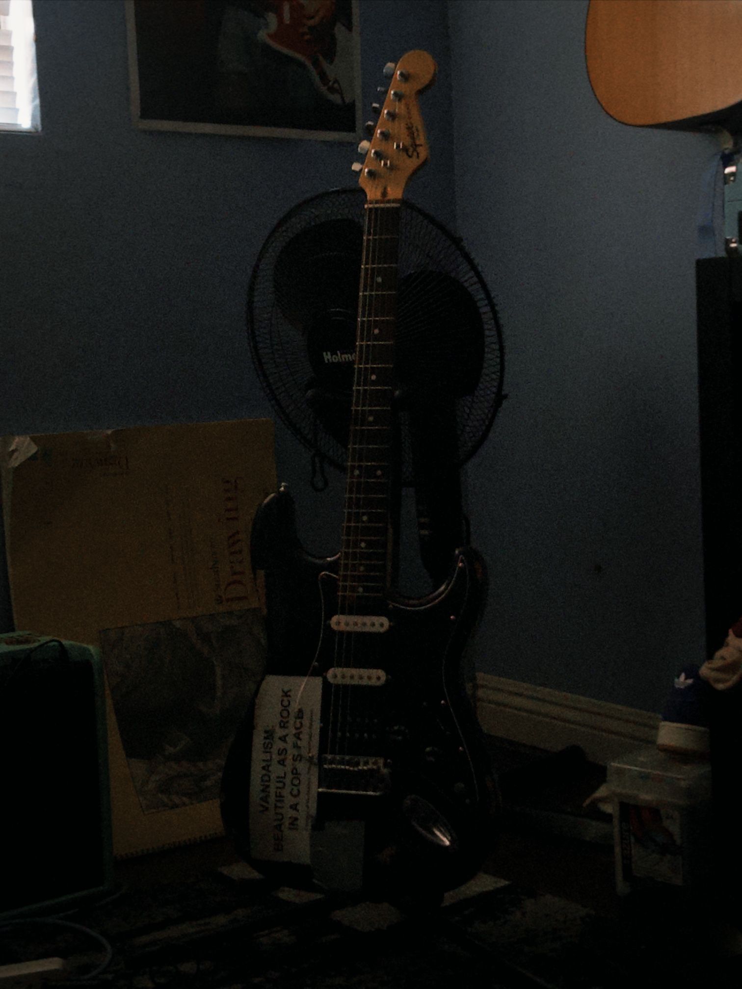 kurt cobain vandalism stratocaster 