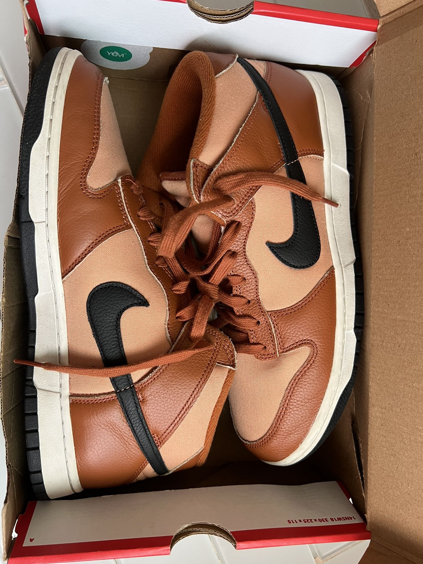 NIKE MEN’S SNEAKERS SIZE:10.5 $50