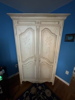 Ethan Allen Country French Painted Wardrobe/Armoire  