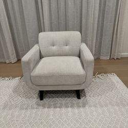 Accent Chair 