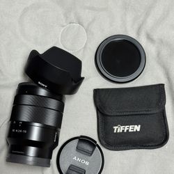 Sony Zeiss FE 24-70mm F4 (Like New)