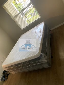 Queen mattress pillow top set with box spring (2pc - new) NEW KING-QUEEN-FULL-TWIN SIZE SETS MATTRESS AND BOX SPRING 2-pcs 
