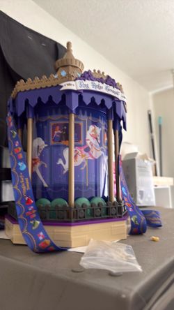 Disney carasoul popcorn bucket