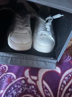 LV shoes