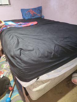 Queen Bed