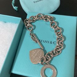 Tiffany Co  Toggle Bracelet 8”.  Authentic 