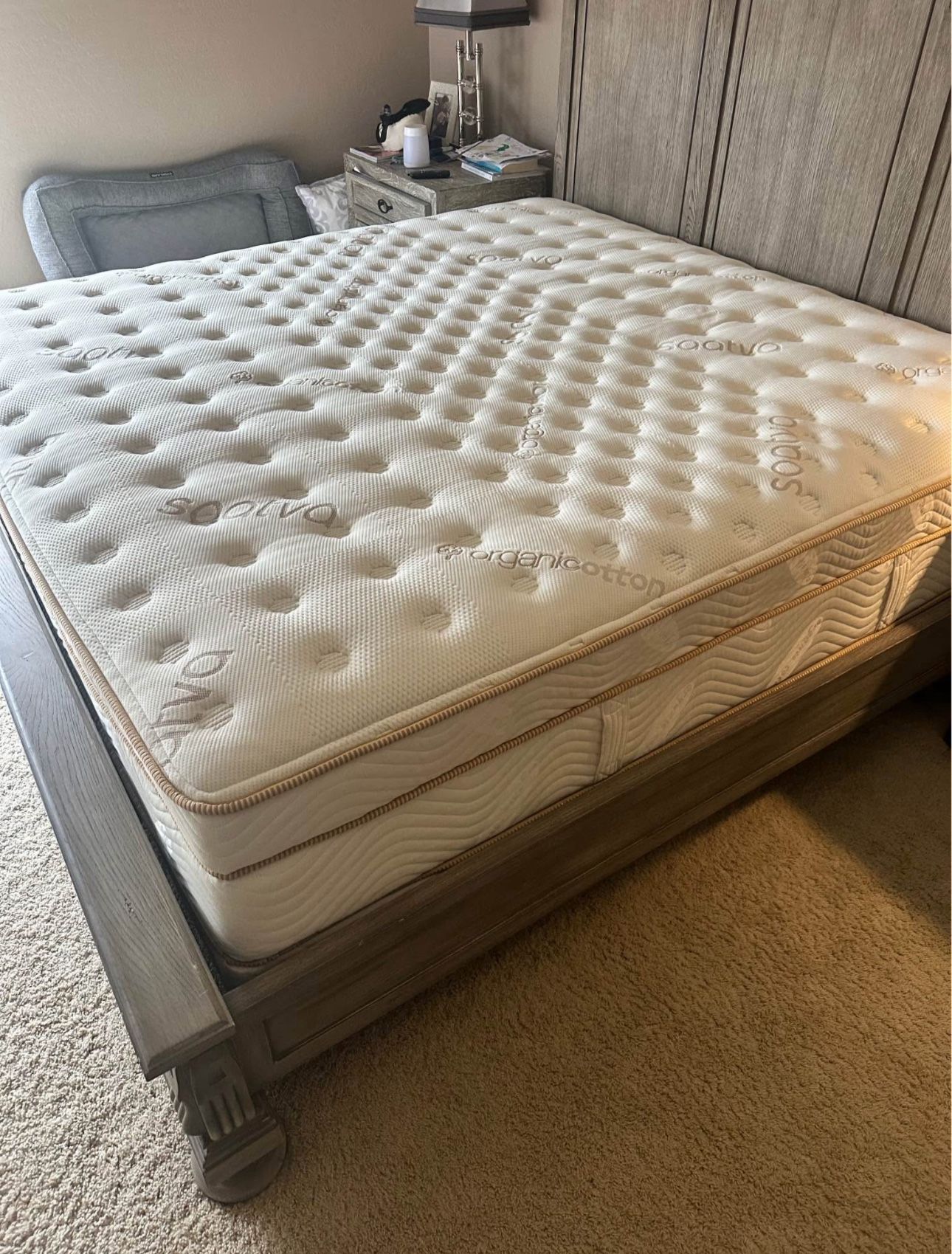 Like New King Saatva Pillowtop Mattress 