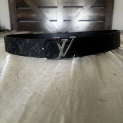 Louis Vuitton unisex belt 28-30