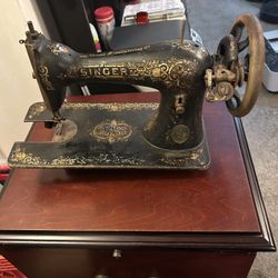 Antique singer sewing machine no base $200