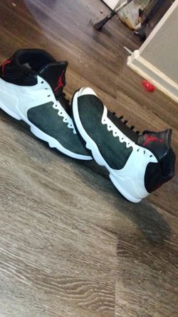 Size 13/ Jordan Superfly 4