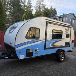 2018 Forest River R-pod