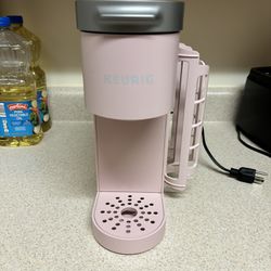 Keurig K-Mini Single Serve K-Cup pod coffee maker