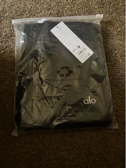 Alo sweater