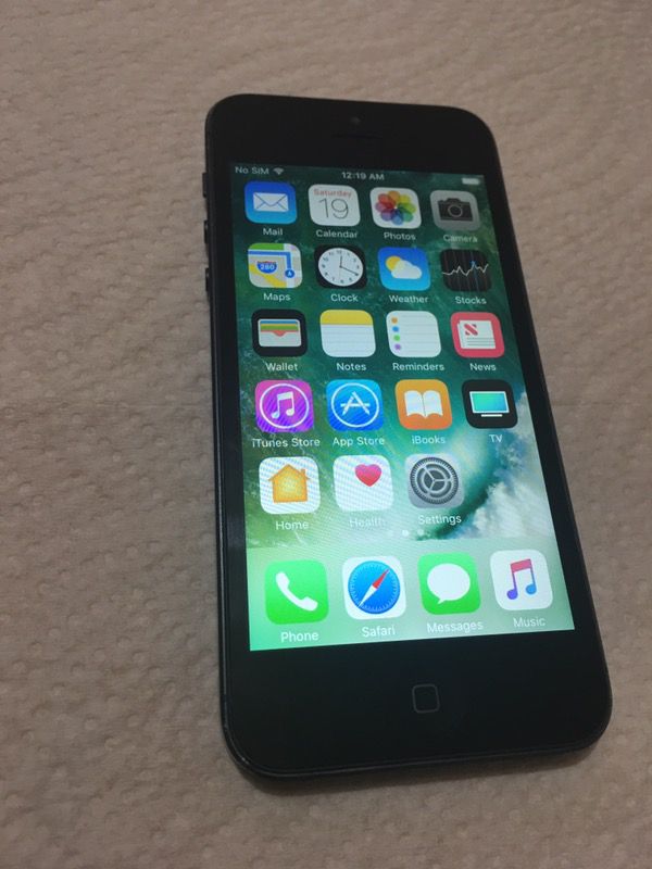iPhone 5 16GB**UNLOCKED AT&T Cricket T-Mobile Metro**NO LOCKS NO ICLOUD READY TO USE!