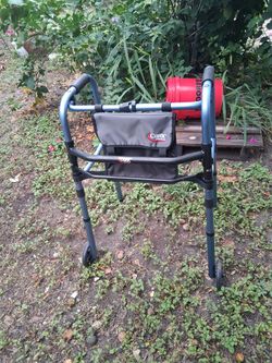 Carex walker with wheels