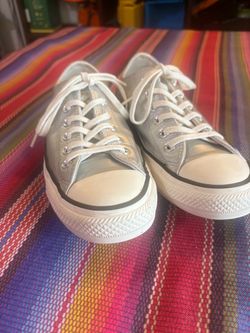 CONVERSE CHUCK TAYLOR ALL*STAR LOW TOP METALLIC LEATHER https://offerup.com/redirect/?o=U1ouVVM= 8 1/2