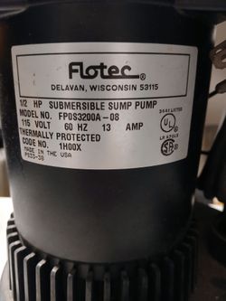 Submersible sump pump