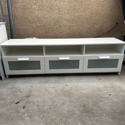 White Ikea Tv Stand / Media Center 
