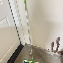 Swiffer Sweeper Mop, 10 X 4.8 White Cloth Head, Green/Silver Aluminum/Plastic Handle 