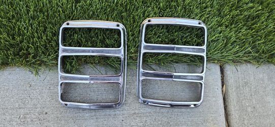 Ford Mustang Taillight Bezel