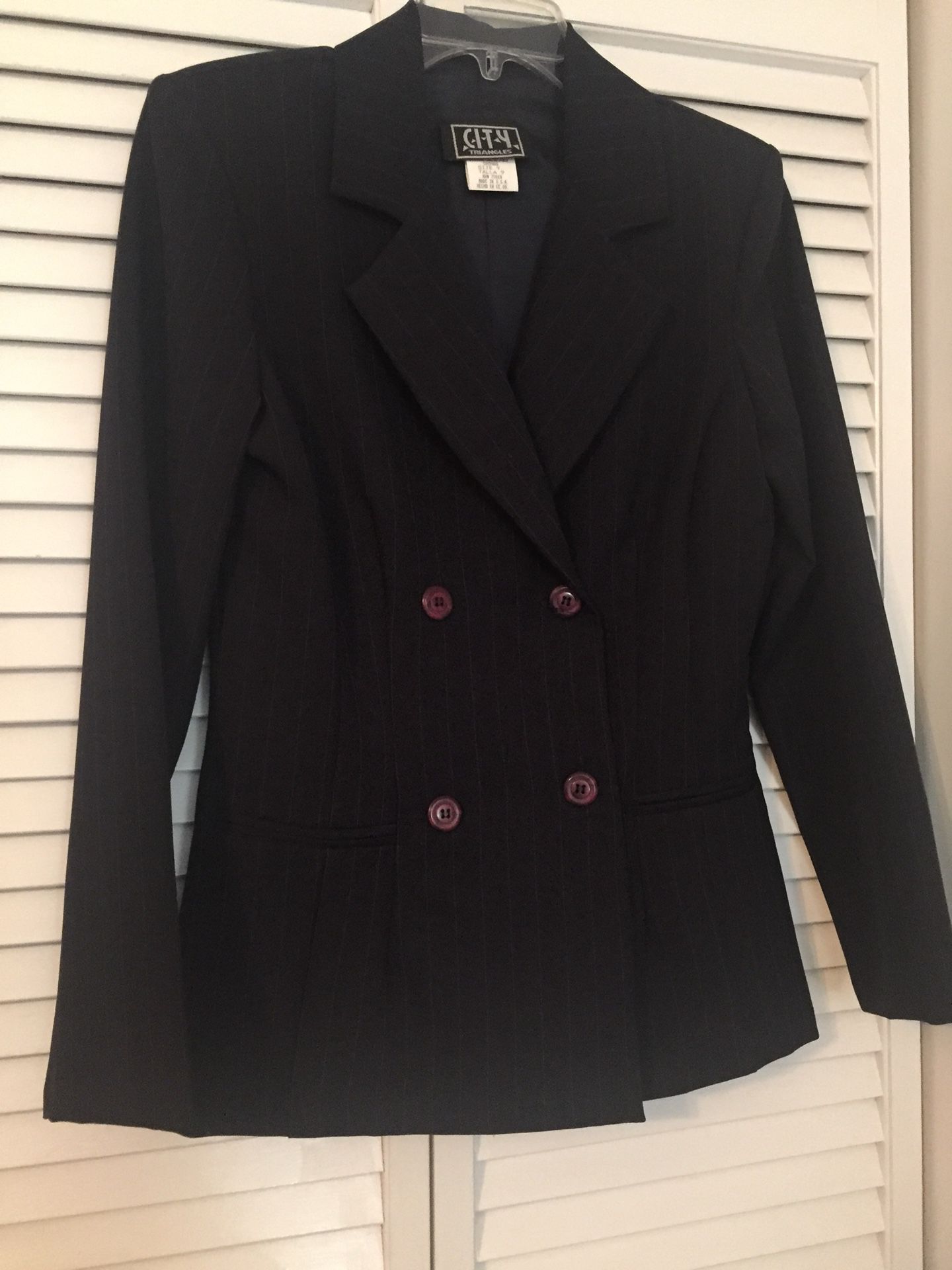 NWOT City Triangles Skirt Suit Size 9