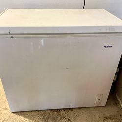 Haier 7.1 Cu ft Capacity Chest Freezer.