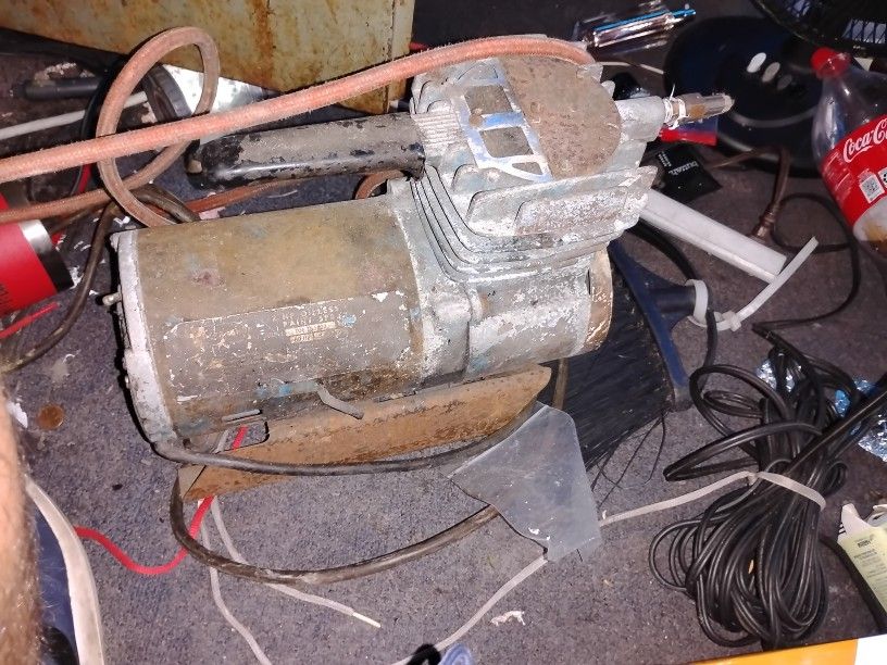 Vintage 1/2 Horsepower Sears Craftsman Paint Sprayer