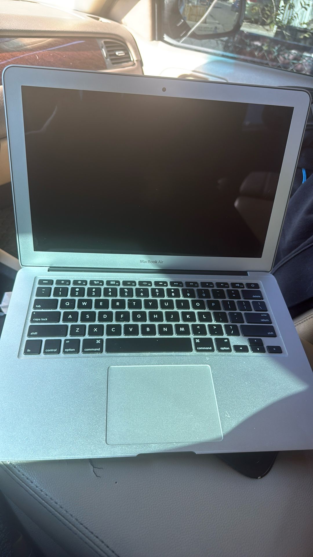MacBook Apple