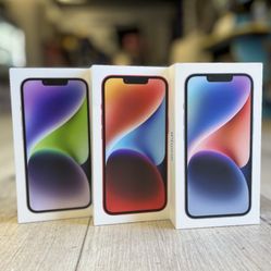 iPhone 14 (Unlocked For Any Carrier)