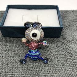 Adorable Little Ant Brooch