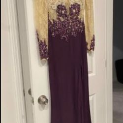 Prom/evening dress Size 4-6