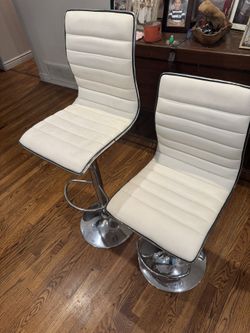 Interior Chairs